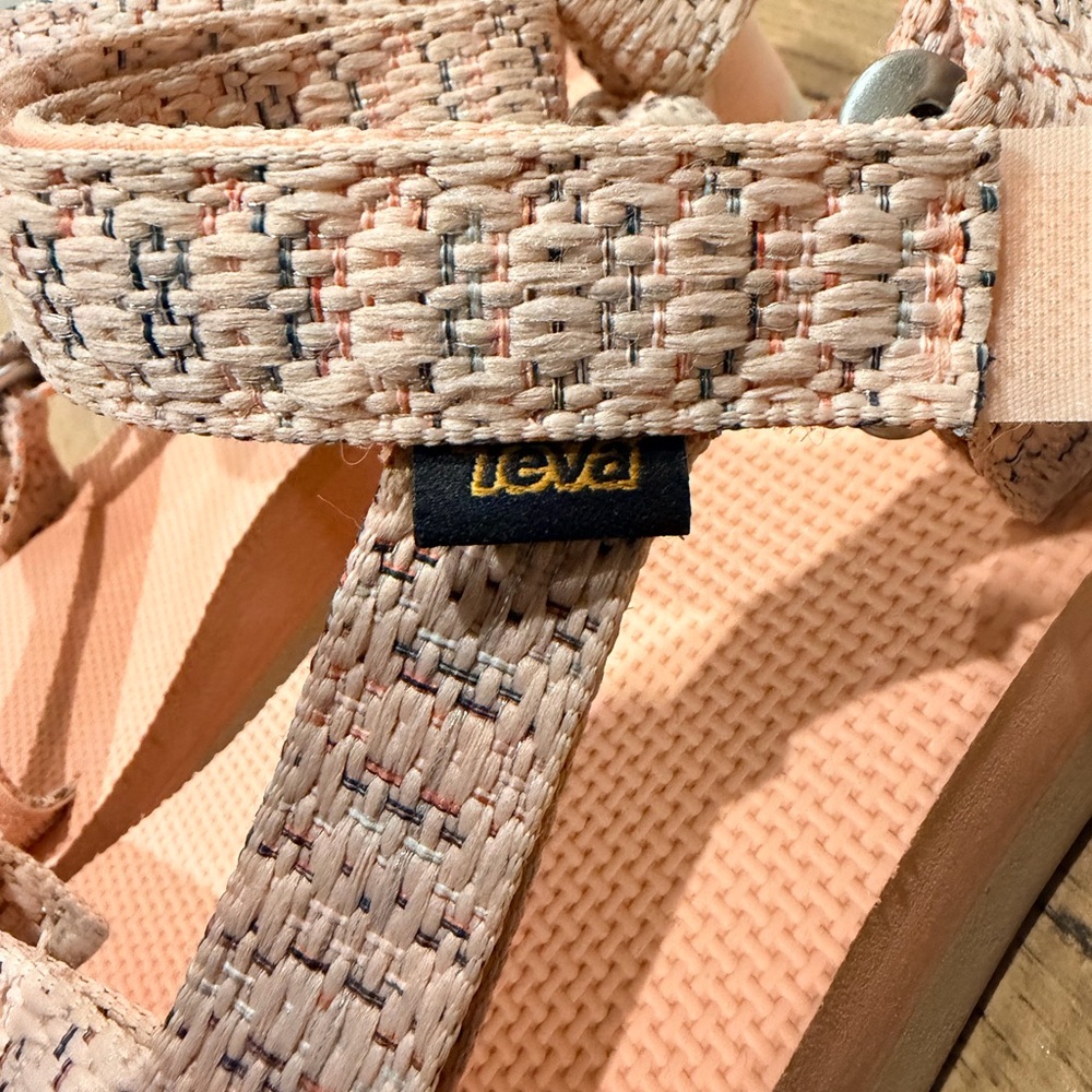 Teva Women's Peach Platform Universal Sandals - Picture 3 of 6